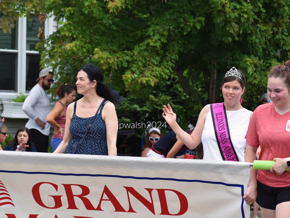 My Street Photography: 2024 INDEPENDENCE DAY PARADE, Downers Grove, Illinois. (40 photos).