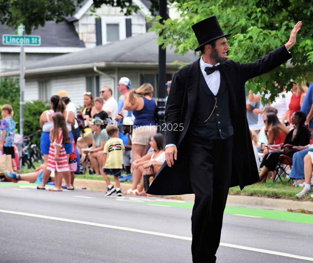 My Street Photography: 2025 INDEPENDENCE DAY PARADE, Downers Grove, Illinois. 